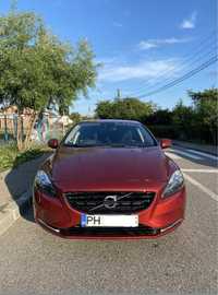 Volvo V40 D2 2013