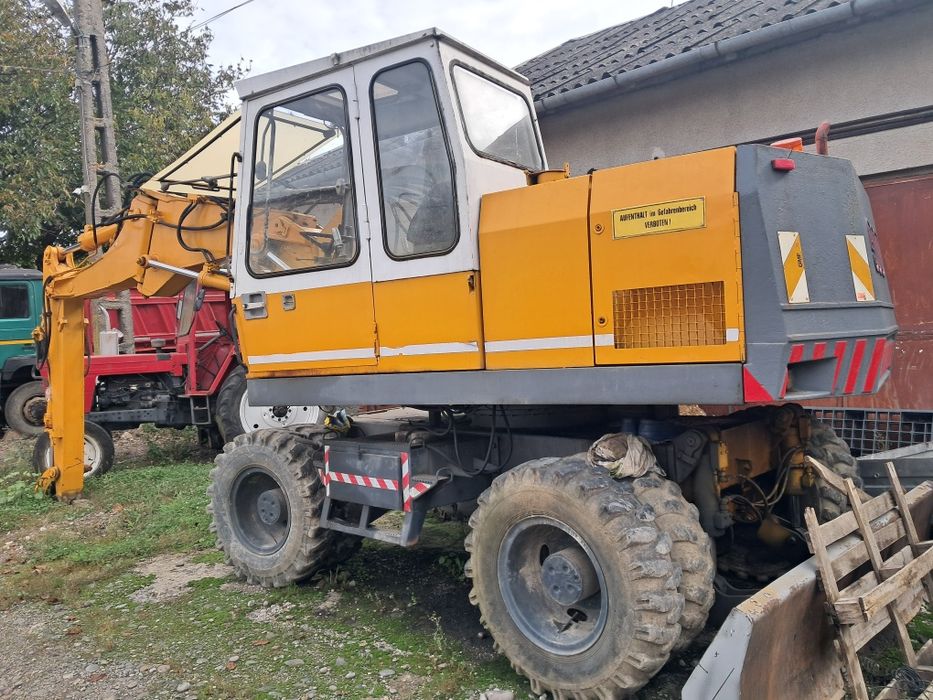Excavator de vanzare 10 500 euro