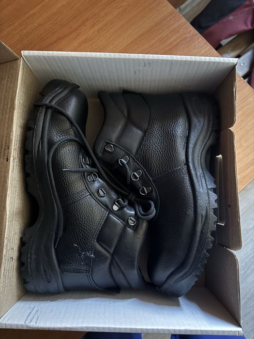 Ботинки рабочие новые.