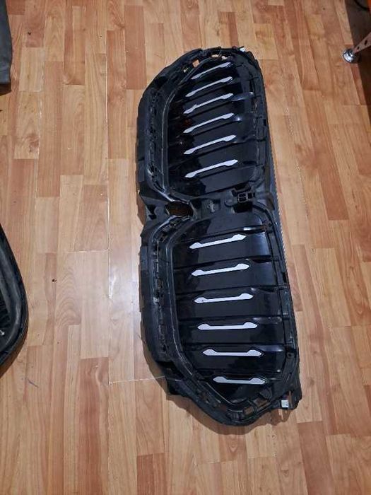 Grila radiator Bmw X5 G05 originala Cod 5113226775