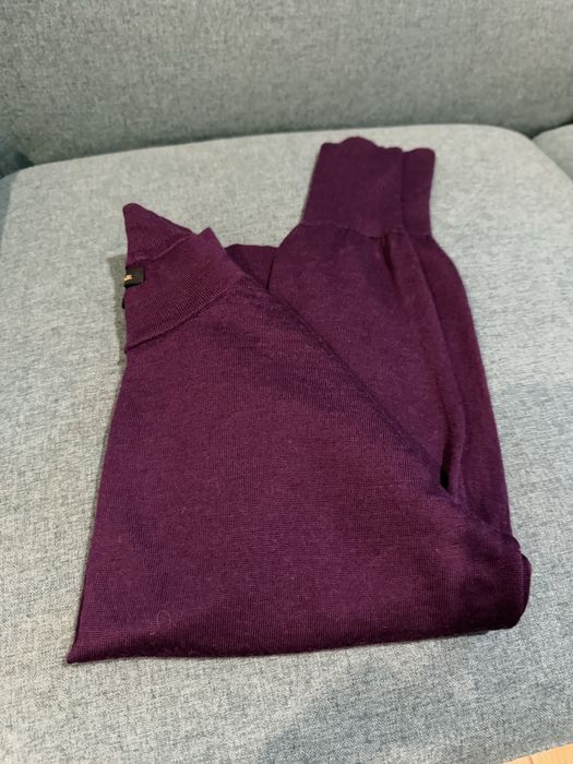 Вълнен пуловер Massimo Dutti