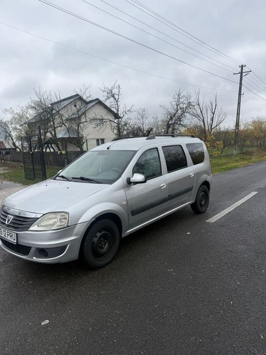 DACIA Mcv (model LAUREAT ]