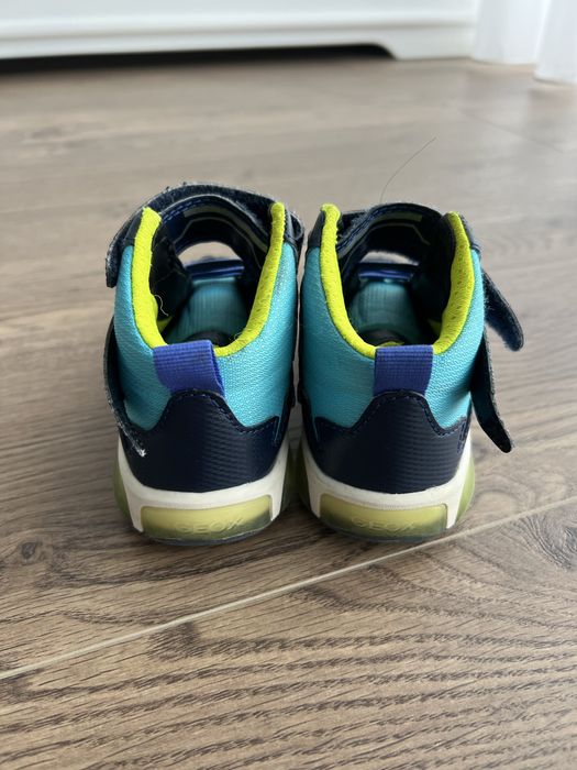 Geox piele cu lumini