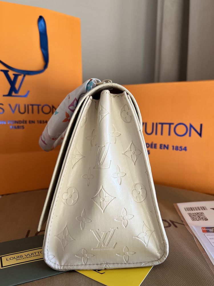 Geantă/Poșetă Louis Vuitton Twist