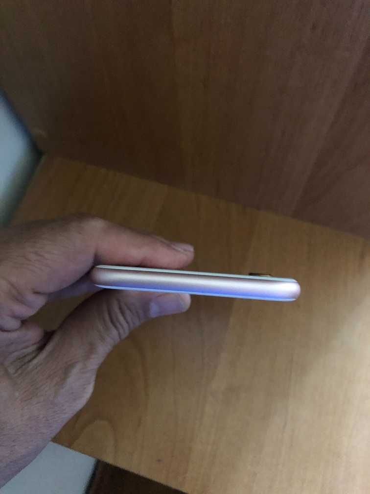 iPhone 6s Rose Gold 16Gb  перфектен