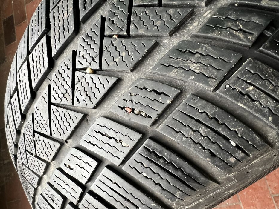 2 Anvelope iarna stare foarte buna