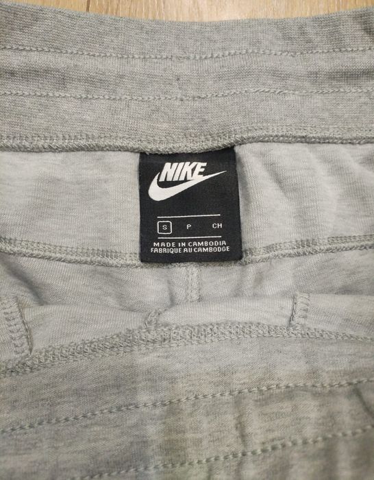 Nike tech fleece дамско оригинално долнище