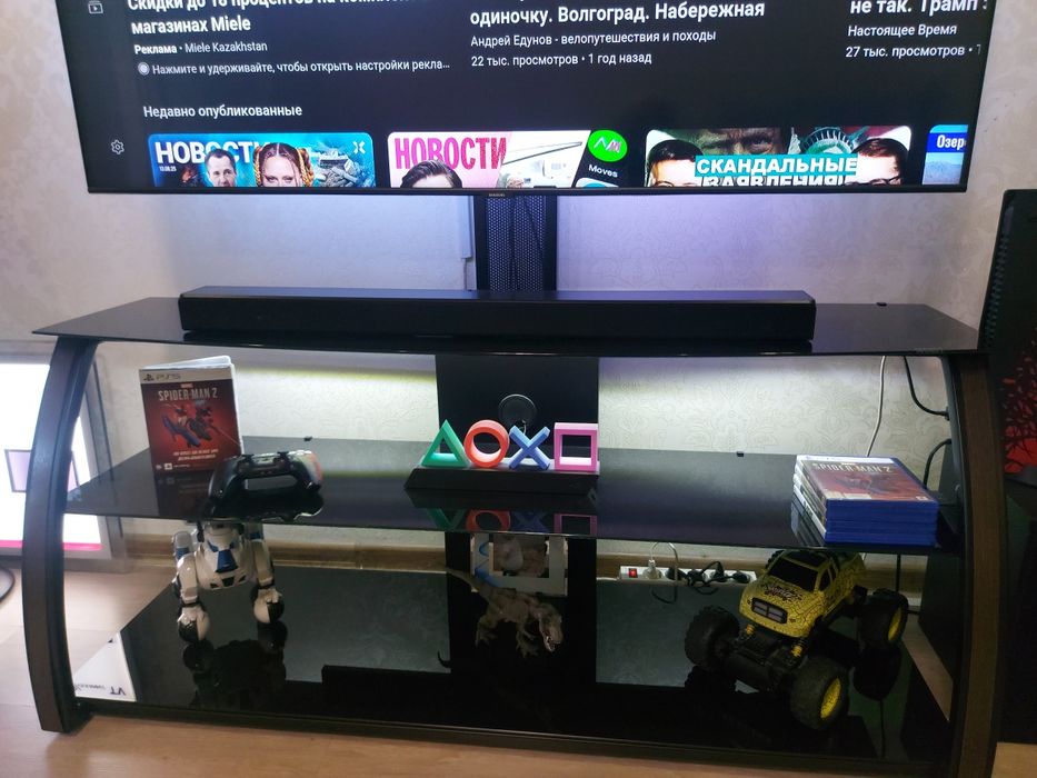 Тумба-стойка под  телевизор MART