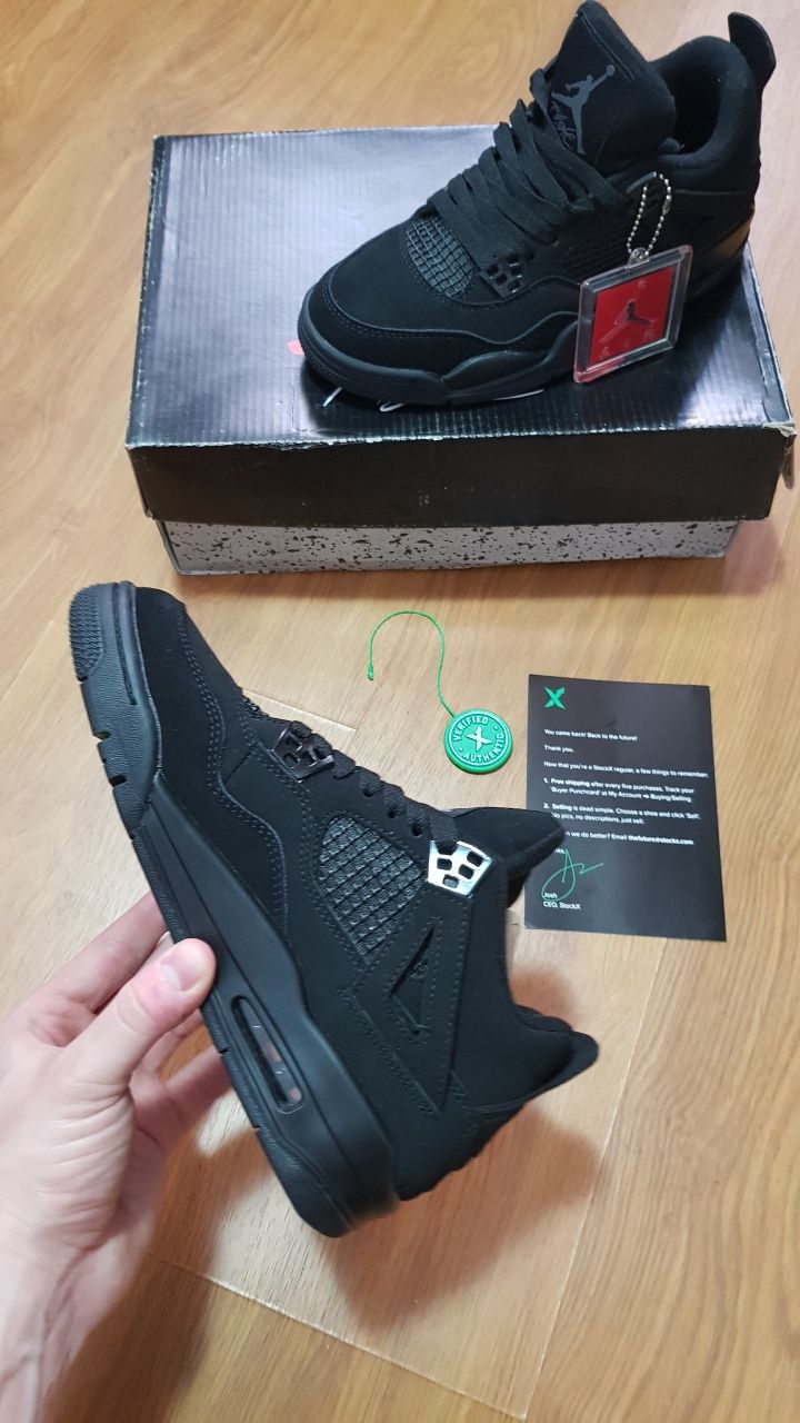 Adidași Jordan 4 Black Cat • STOC: 38 • Livrare rapidă 1-2 zile •