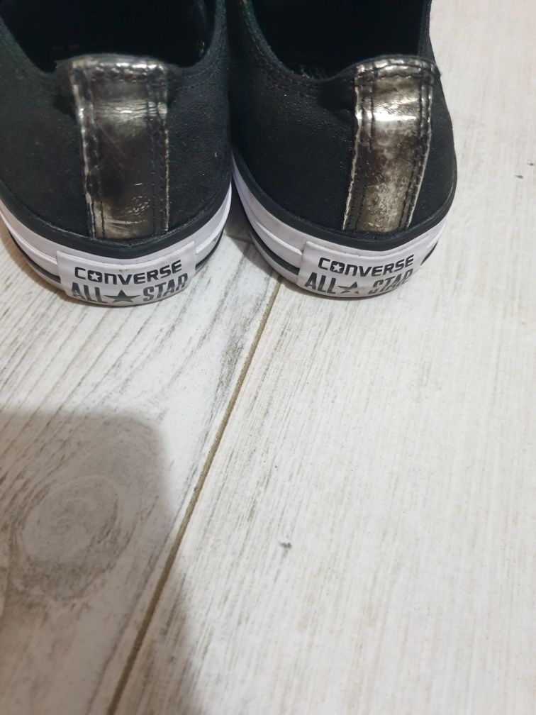 Tenisi negri Converse