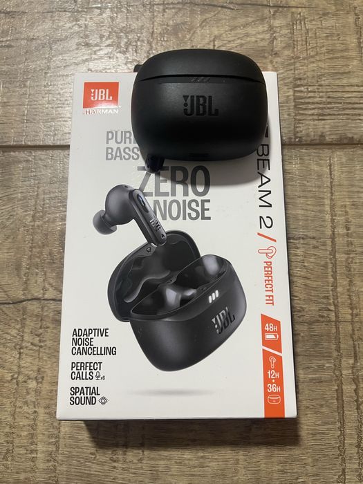 Casti JBL wireless