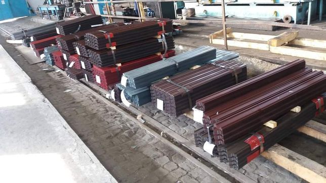 Vând șipcă metalică