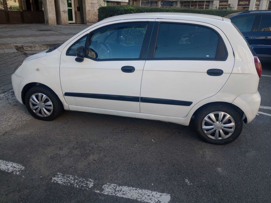 Vând Chevrolet Sparck