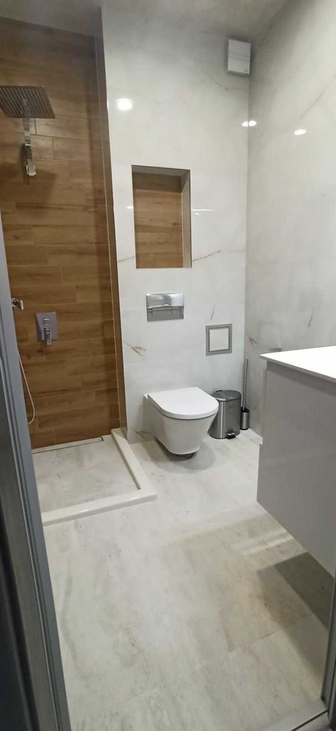Дава се под наем Тристаен апартамент в София, Кръстова вада - 1100 кв.м за 1250 € - Снимка #9