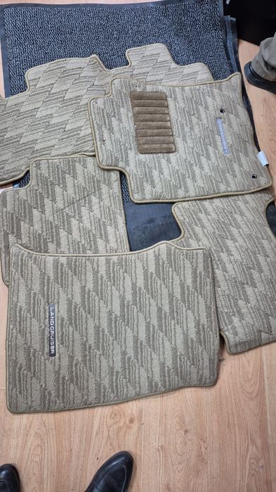 АвтоКоврики продается