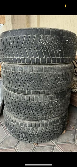 Зимние шины Triangle 275/60 R20