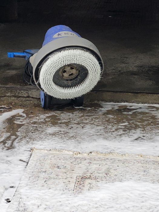 Стирка ковров, выведение пятен и запаха