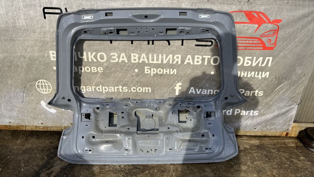Багажна врата VW Golf 8 комби 2019-