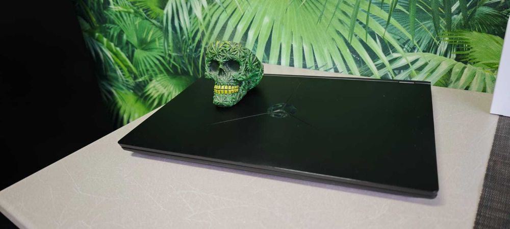 Lenovo Legion Y7000 • i7 • GTX 1650 • 32GB RAM • 2.5TB stocare