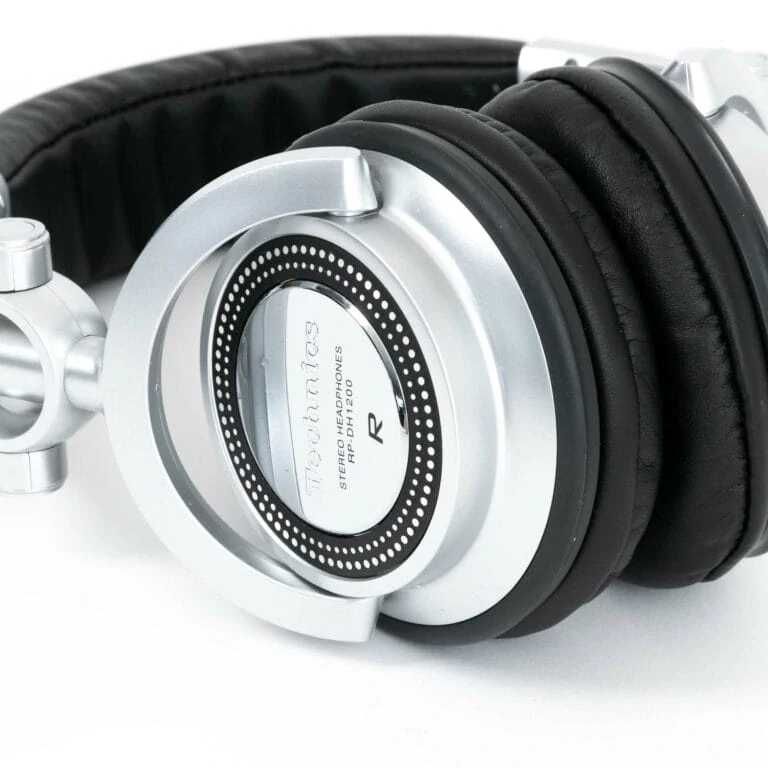 Висок клас DJ аудио слушалки Technics RP-DH1200 DJ Headphones