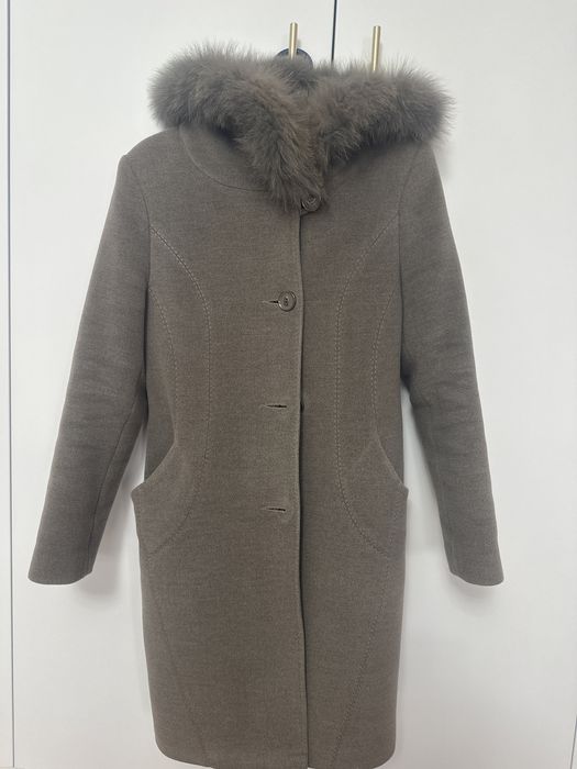 Өте арзан бағада киімдер сатылады. Әйел адамға арналған. Бағасы тиімді