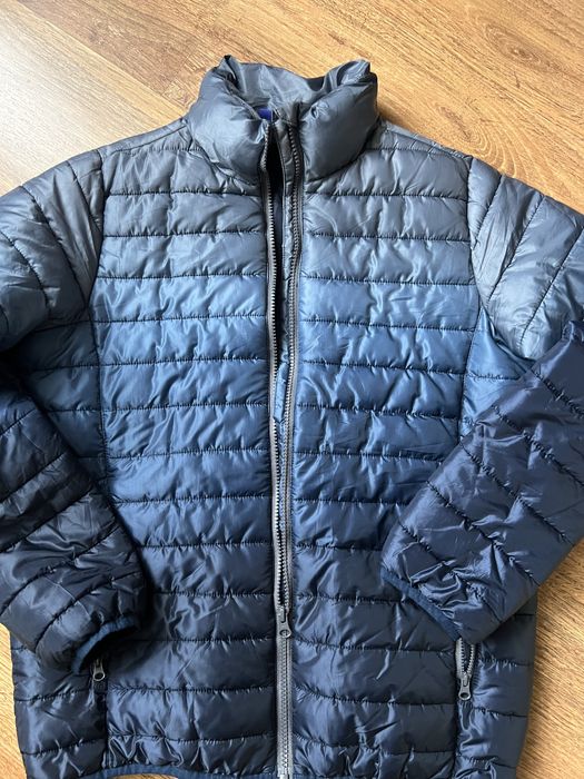 Преходно яке с преливащи цветове