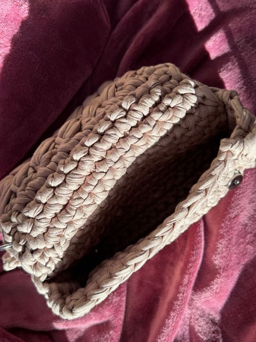 Ръчно плетена дамска чанта