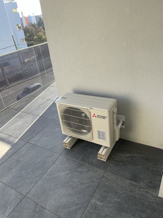 Montaj, service, igienizare, reparatii aer conditionat