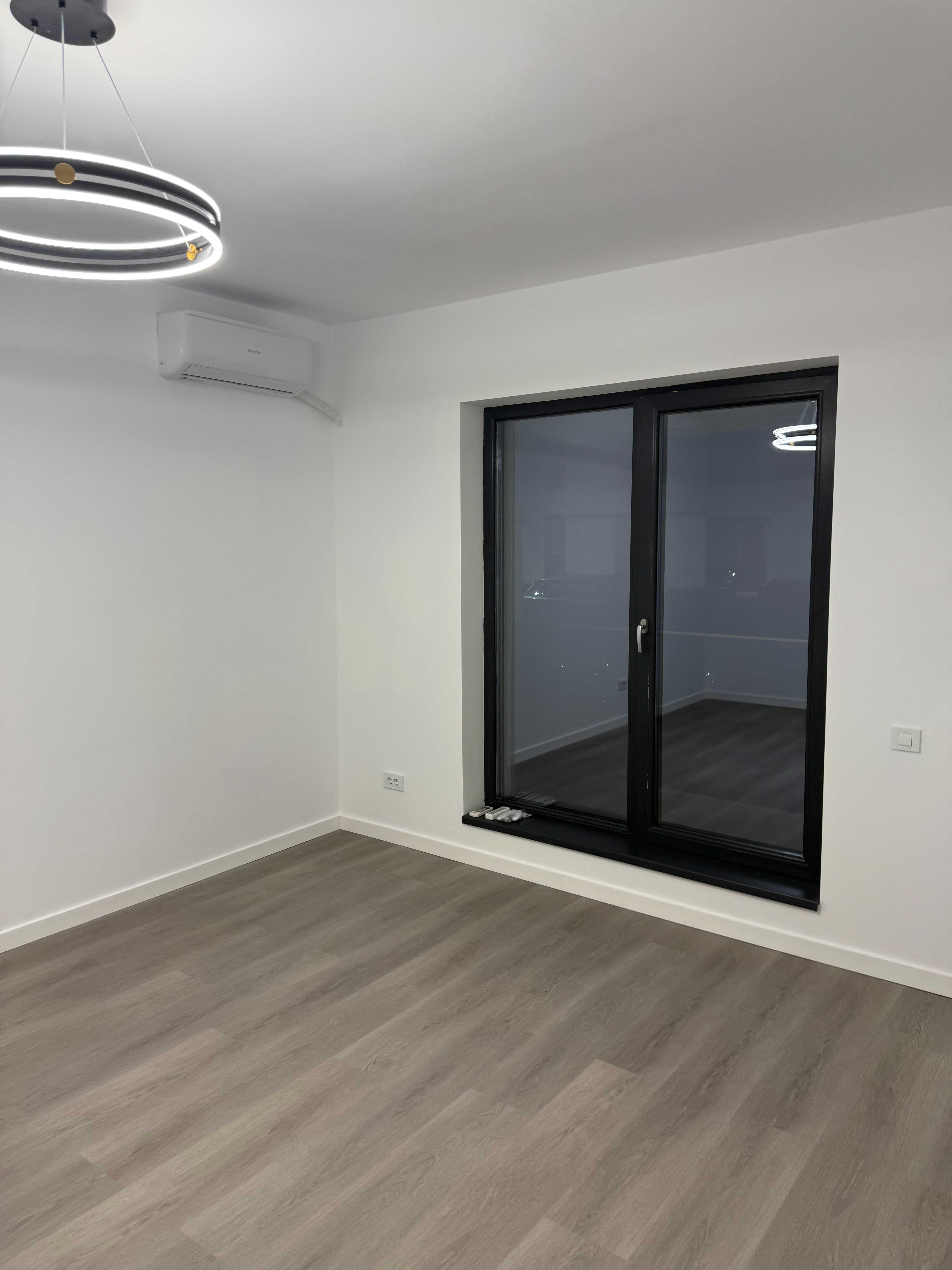Apartament 2 camere de inchiriat Exigent Plaza,  activitate comerciala