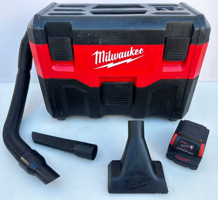 Milwaukee M18 VC-2 - Акумулаторна прахосмукачка 18V
