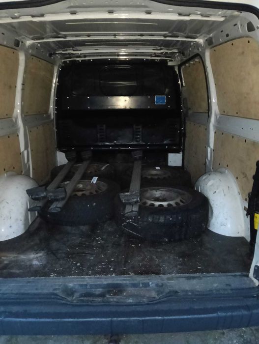 Vând Mercedes -Benz Vito