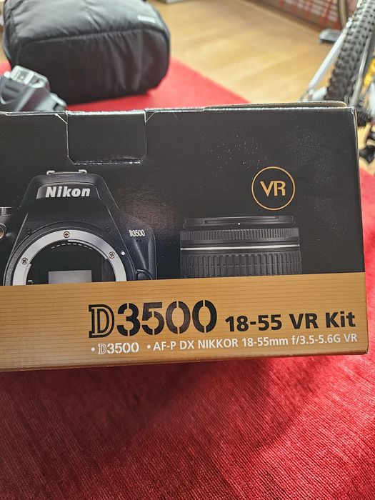 Aparat foto DSLR Nikon D3500, 24.2MP, Negru + Obiectiv AF-P 18-55mm VR