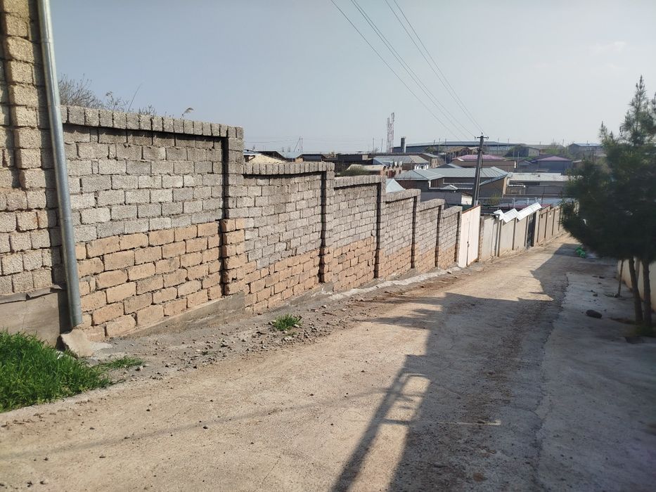 Toshkent tumanida zudlik bilan xovli uchastka sotiladi