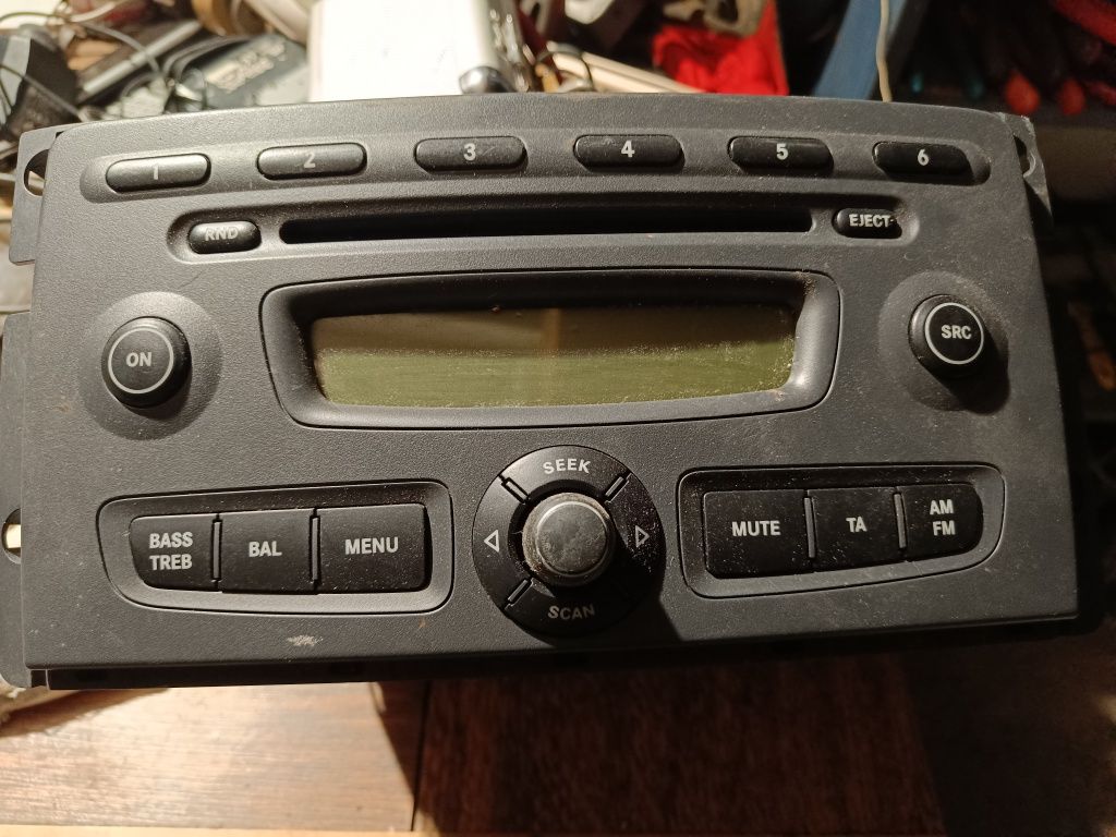 Vând radio CD Volkswagen