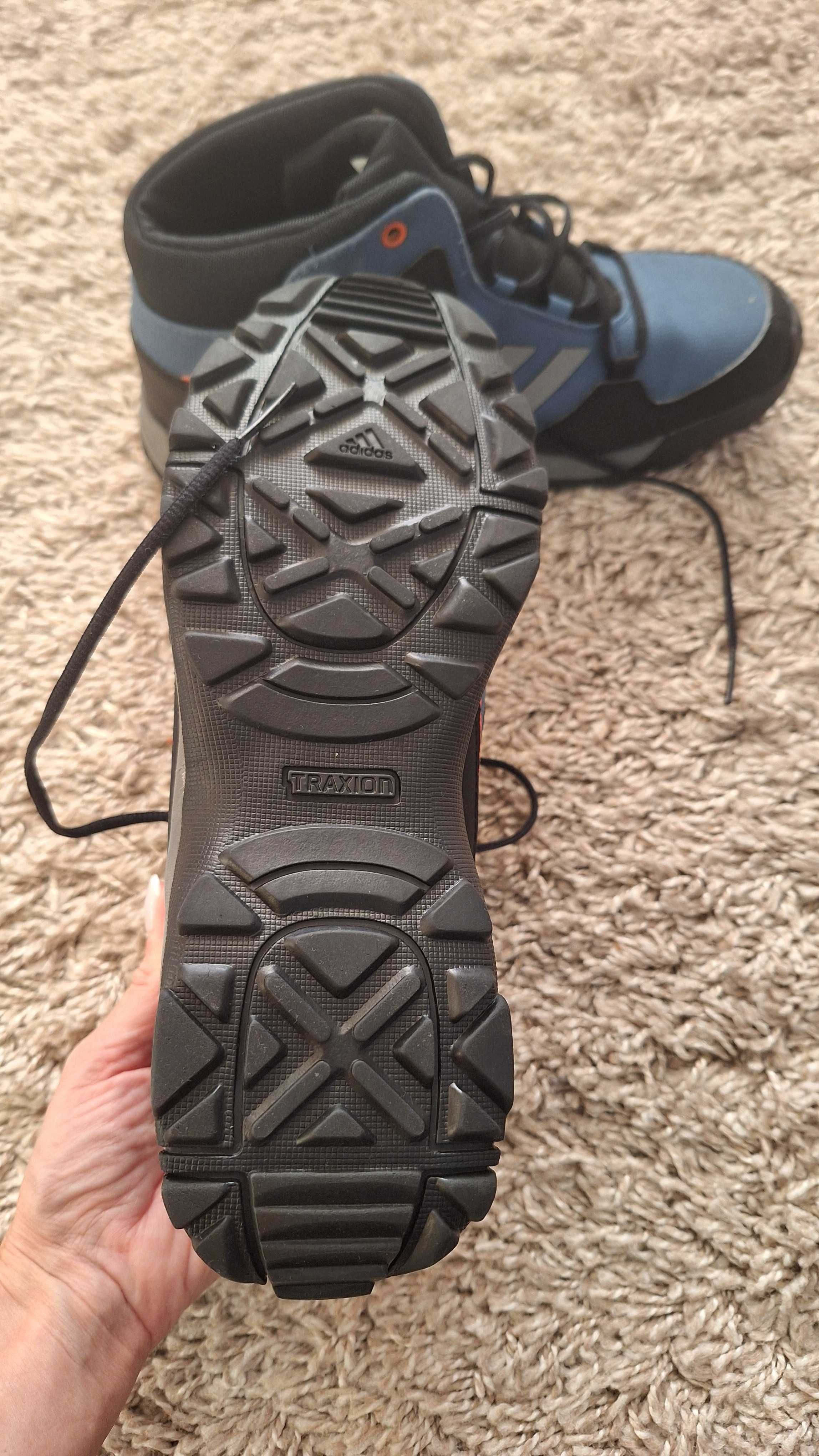 Детски зимни боти adidas terrex