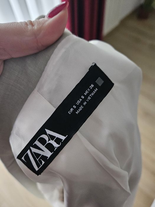 Set Zara sacou si cămașă