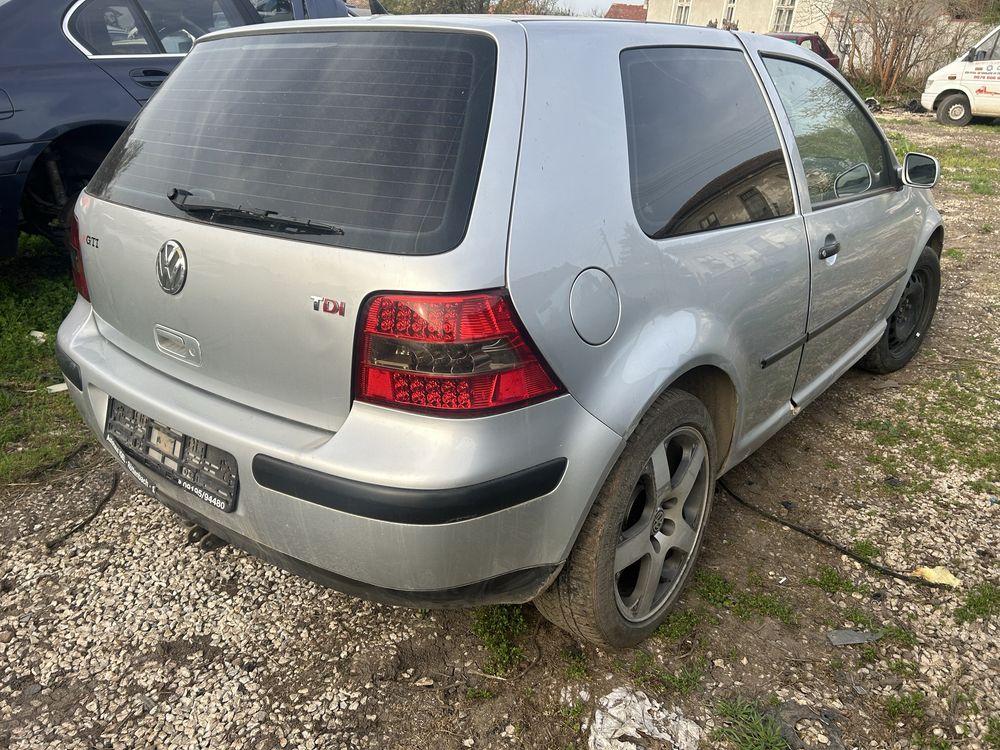 Голф 4 1,9тди 101кс на части/golf 4 1,9tdi 101ks na chasti