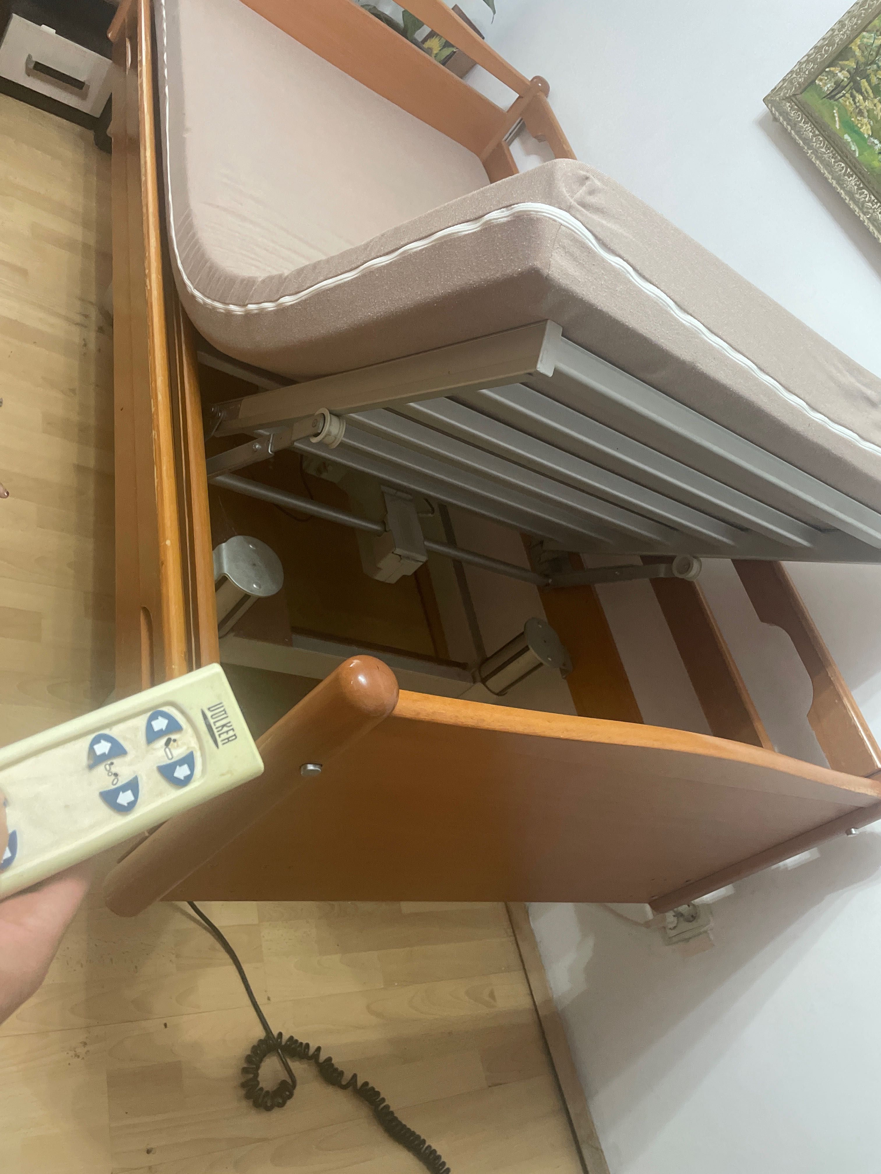 Pat medical cu actionare electrica