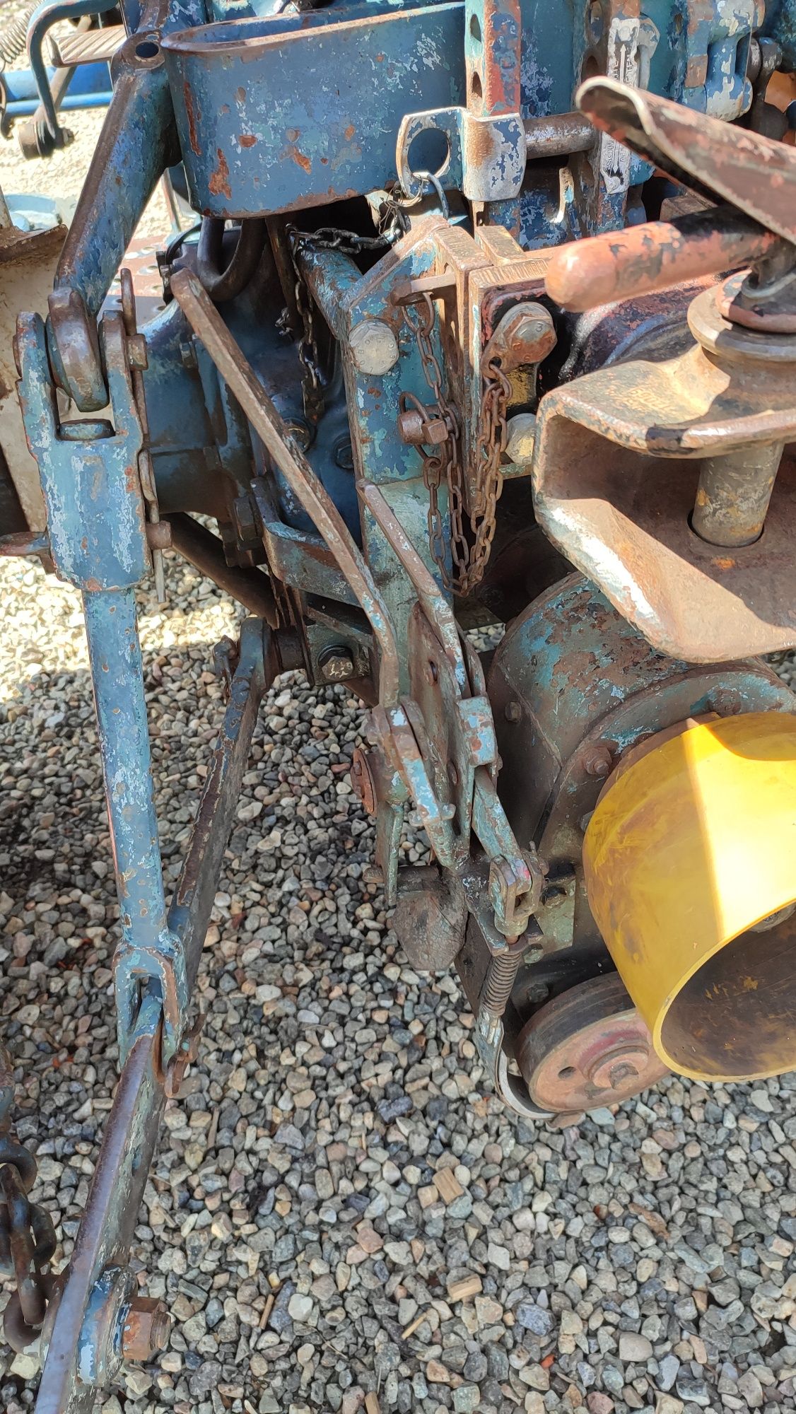 Troliu forestier tractor fiat