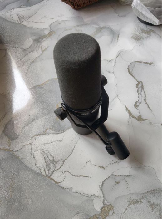 Студийный микрофон Shure SM7B