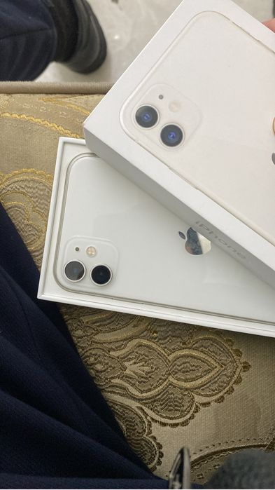 Айфон 11 идеал.