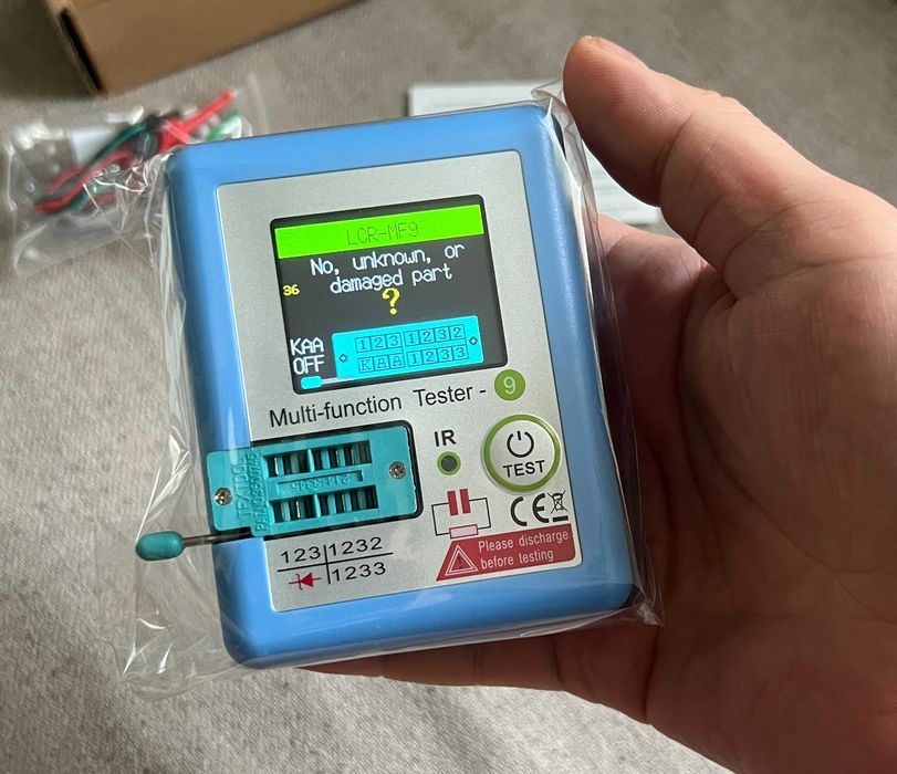 Tester multifuncțional componente electronice LCR ESR nou LCD