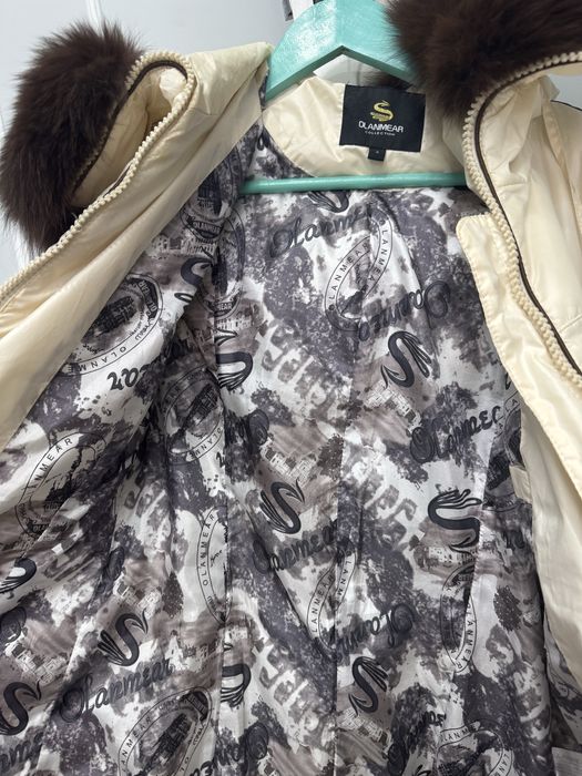 Продам зимнюю куртку в отличном состоянии