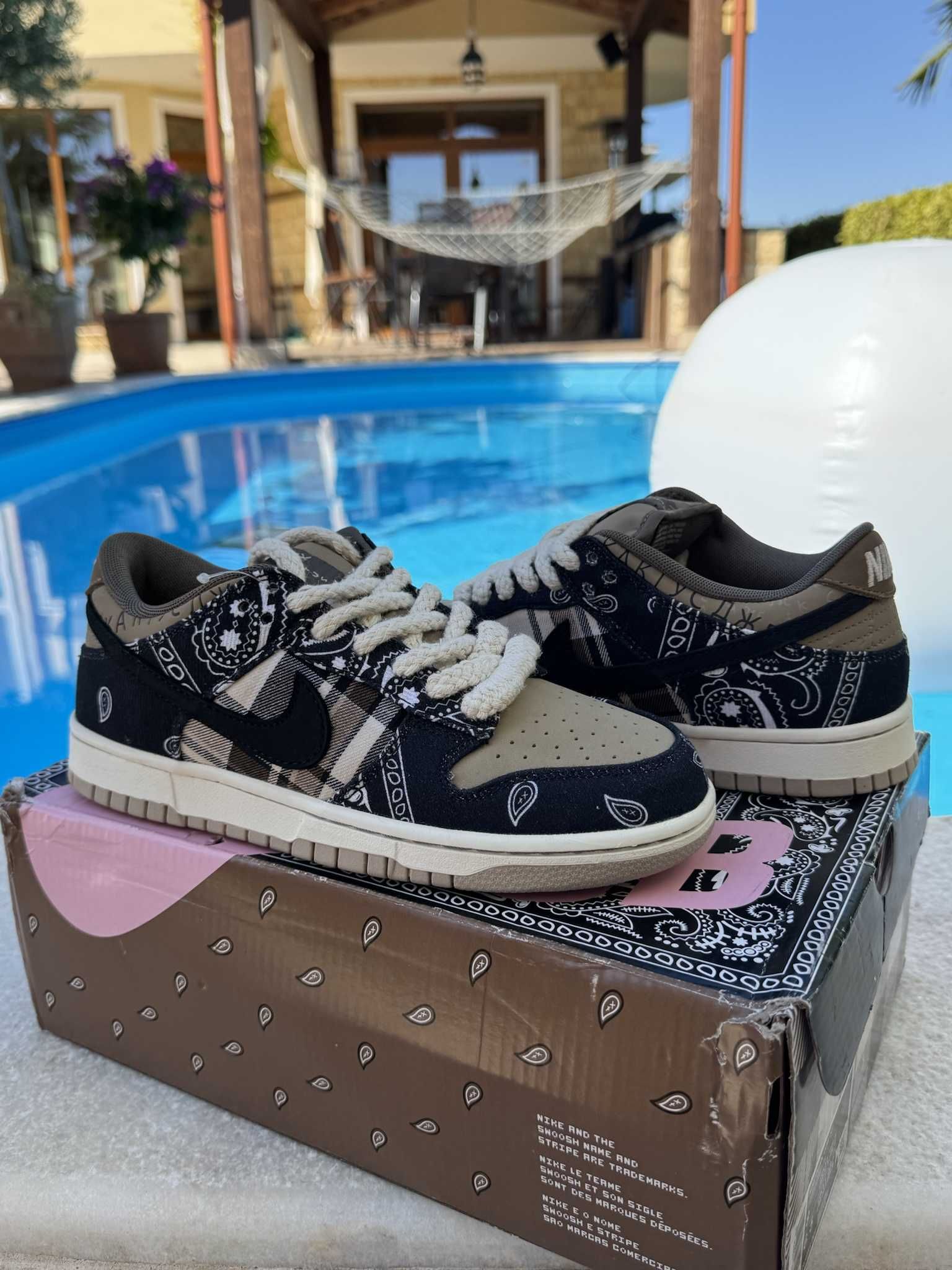 Nike Dunk Low Travis Scott Кецове 39 EUR + Кутия + Връзки Нови