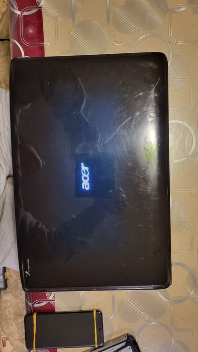 Acer aspire 8920 de 18.4 inchi dual hdd 6 gb ram