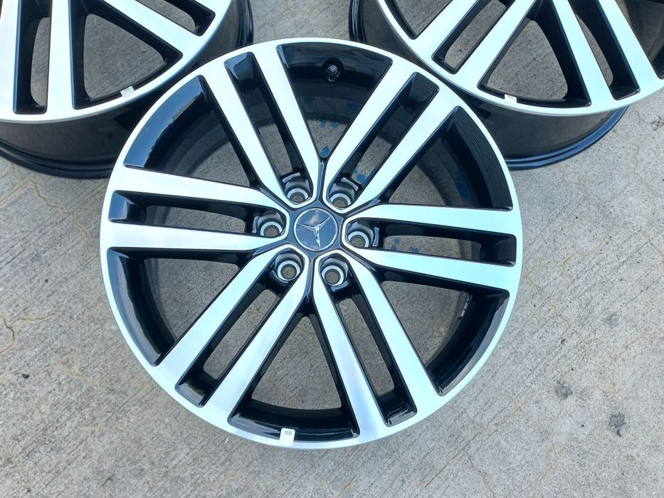 19.Оригинални Mercedes X W470 7.5ж ет50 Blac Polish 6x114.3 Като Нови