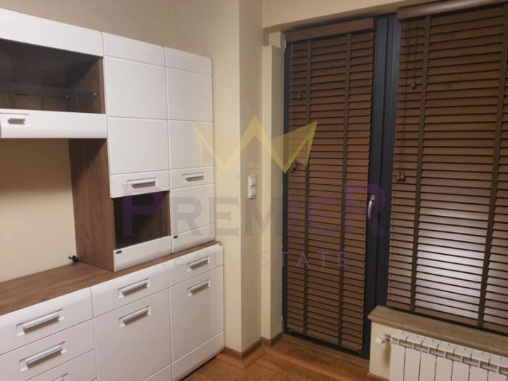 Продава се Тристаен апартамент в София, Оборище - 86 кв.м за 4535 €/кв.м - Снимка #5