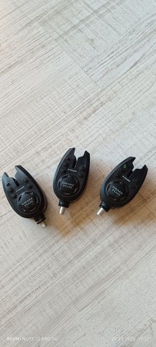 Продавам 3 броя шаранджийски пръчки.