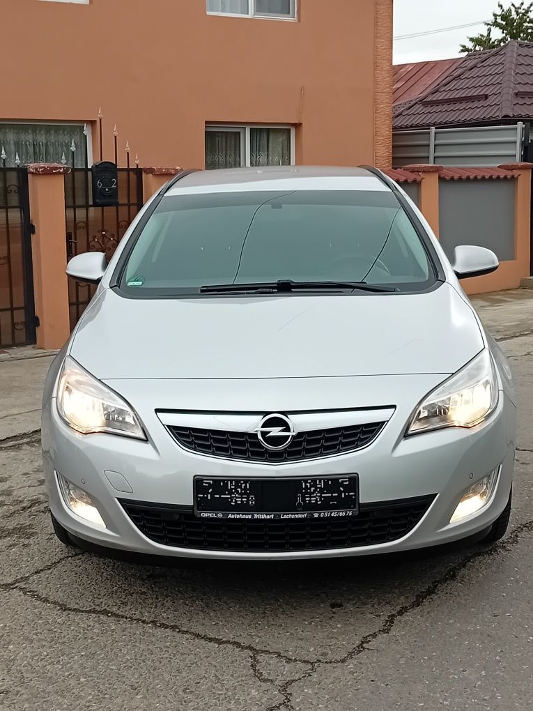 Opel Astra J  1.7 cdti