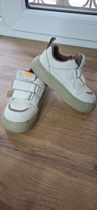 Детские ботинки кросовки